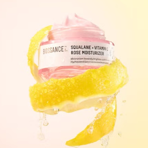 Biossence Squalane + Vitamin C Rose Brightening - Picture 2 of 15